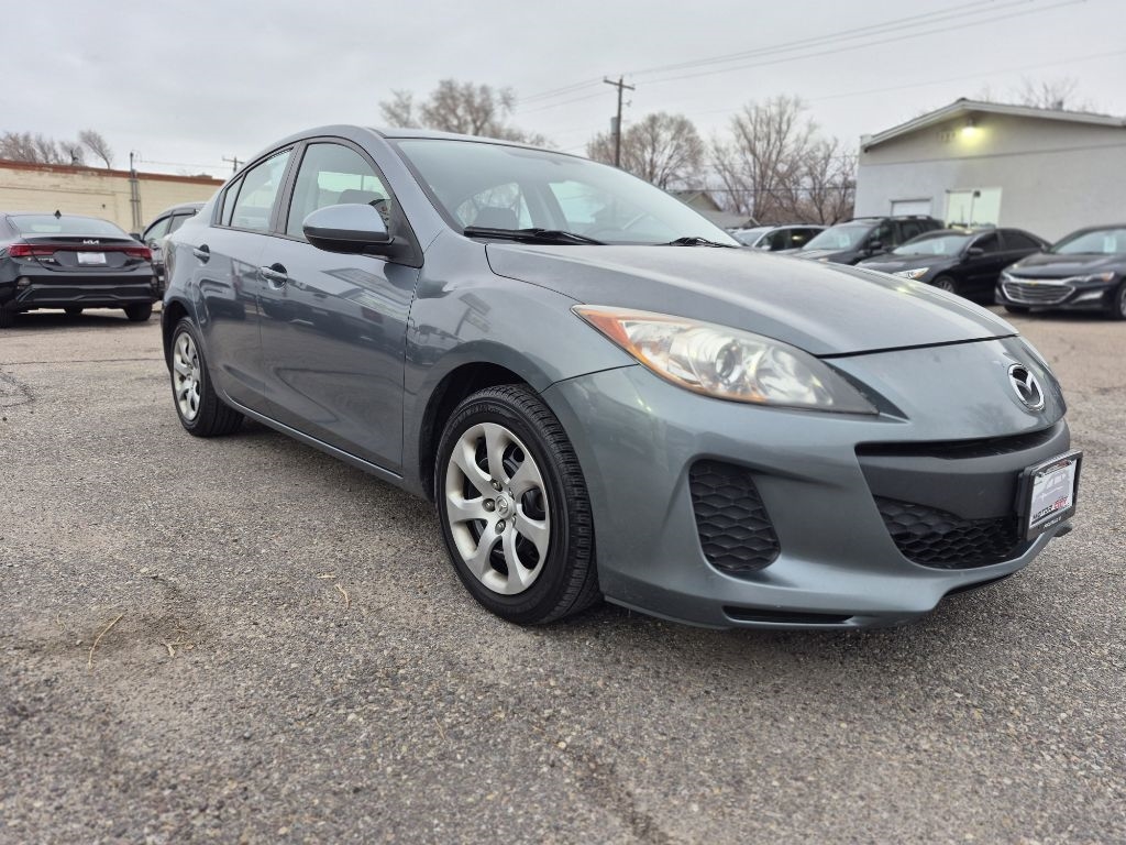 Mazda MAZDA3 i Sport 4-Door 2012