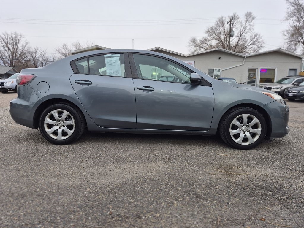 Mazda MAZDA3 i Sport 4-Door 2012
