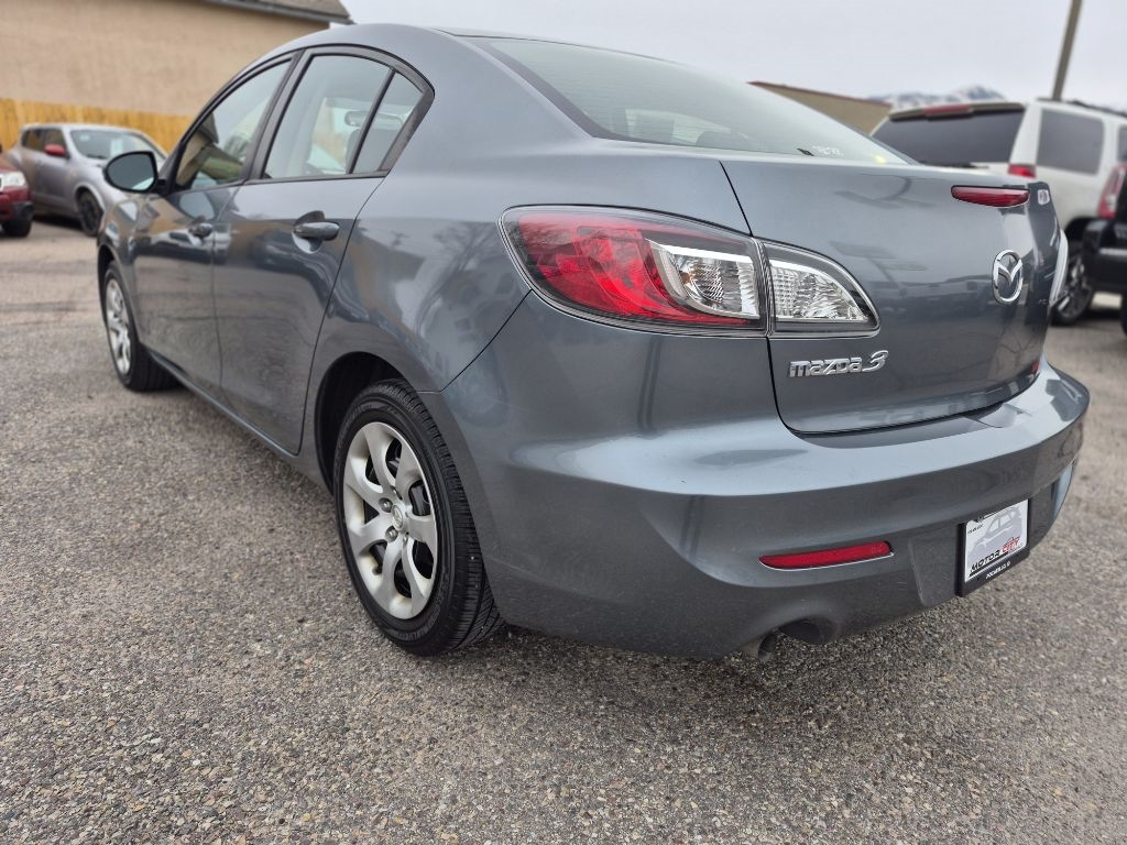 Mazda MAZDA3 i Sport 4-Door 2012