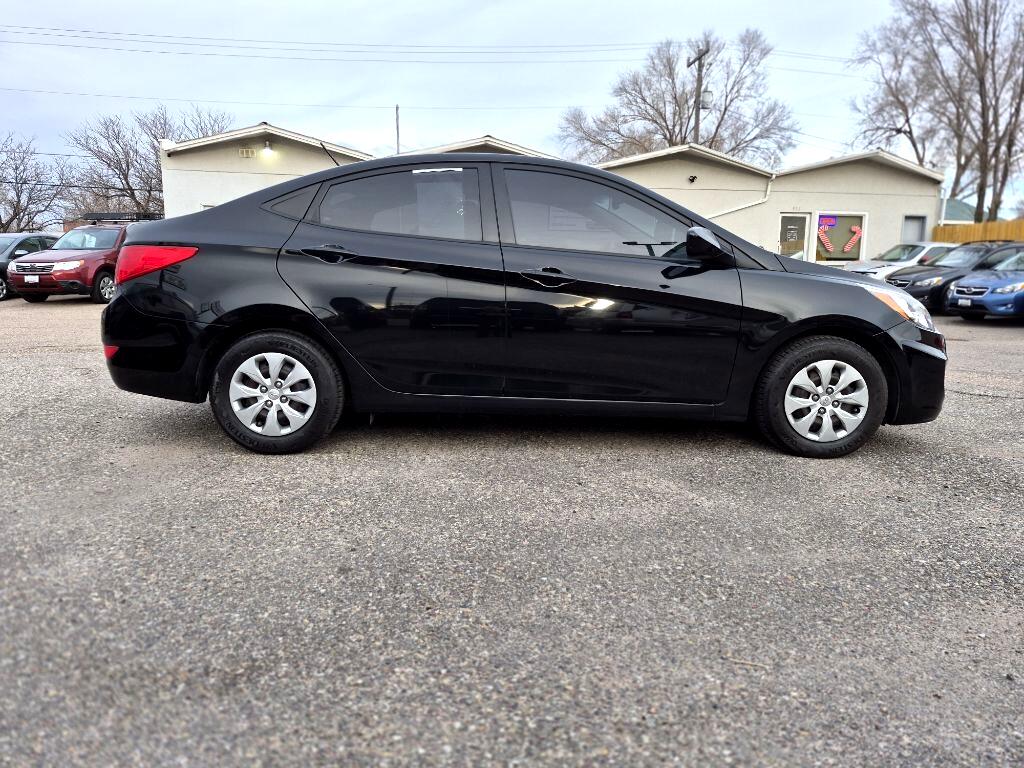 Hyundai Accent SE 4-Door 6A 2017