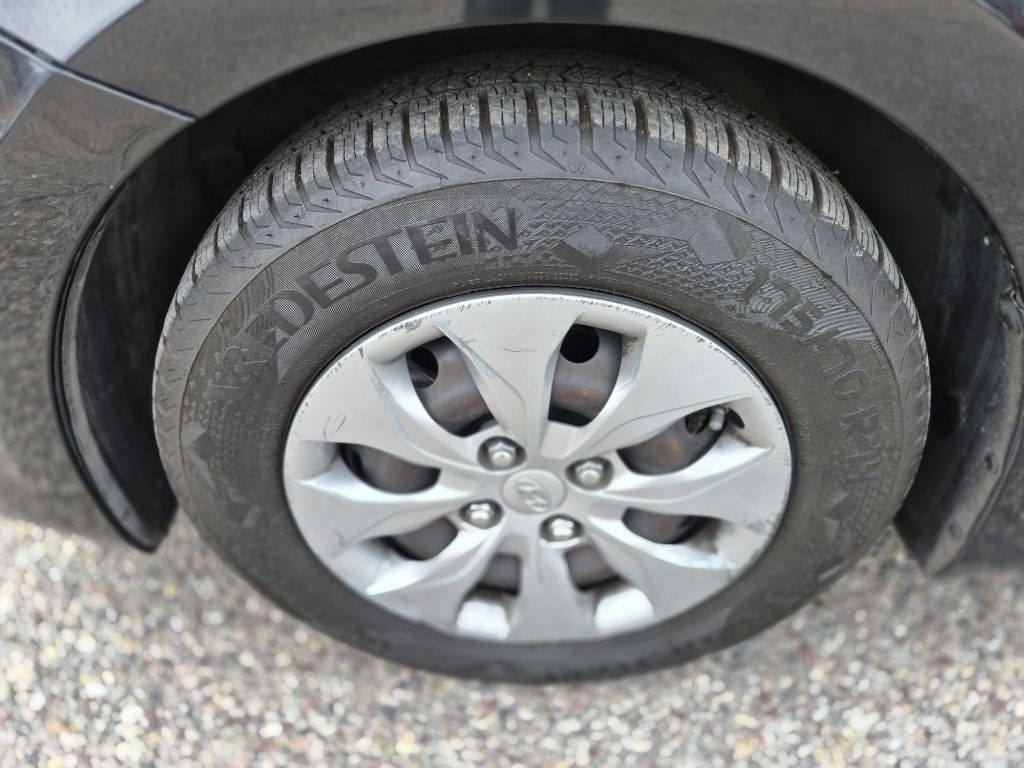 Hyundai Accent SE 4-Door 6A 2017