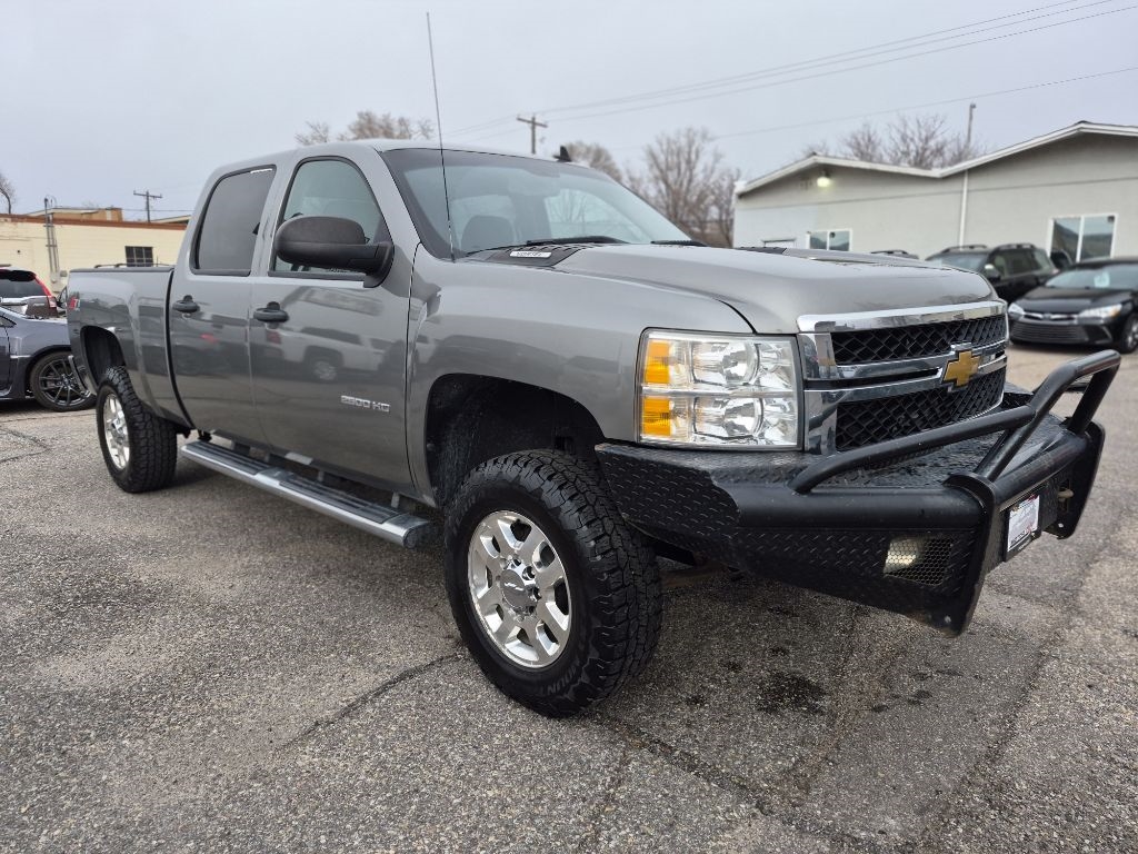 Chevrolet Silverado 2500HD LT Crew Cab 4WD 2013