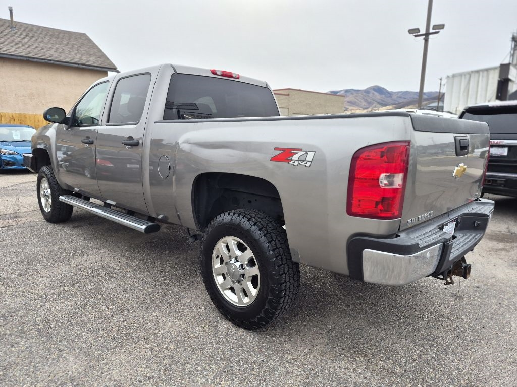 Chevrolet Silverado 2500HD LT Crew Cab 4WD 2013