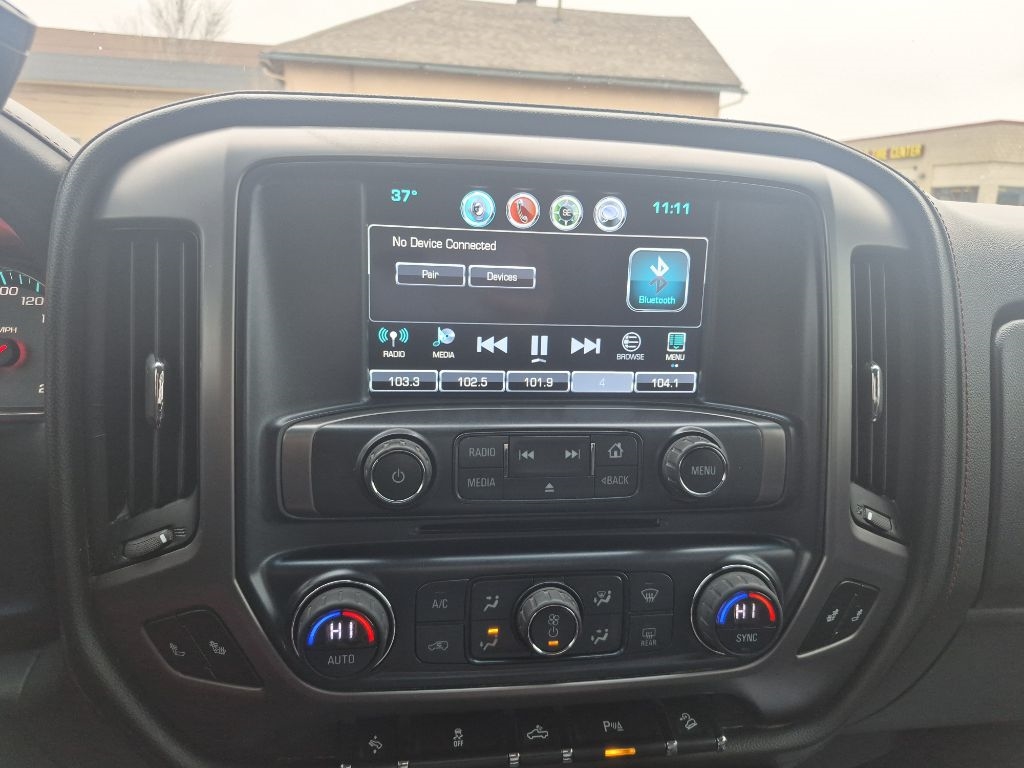 GMC Sierra 1500 SLT Crew Cab Short Box 4WD 2017