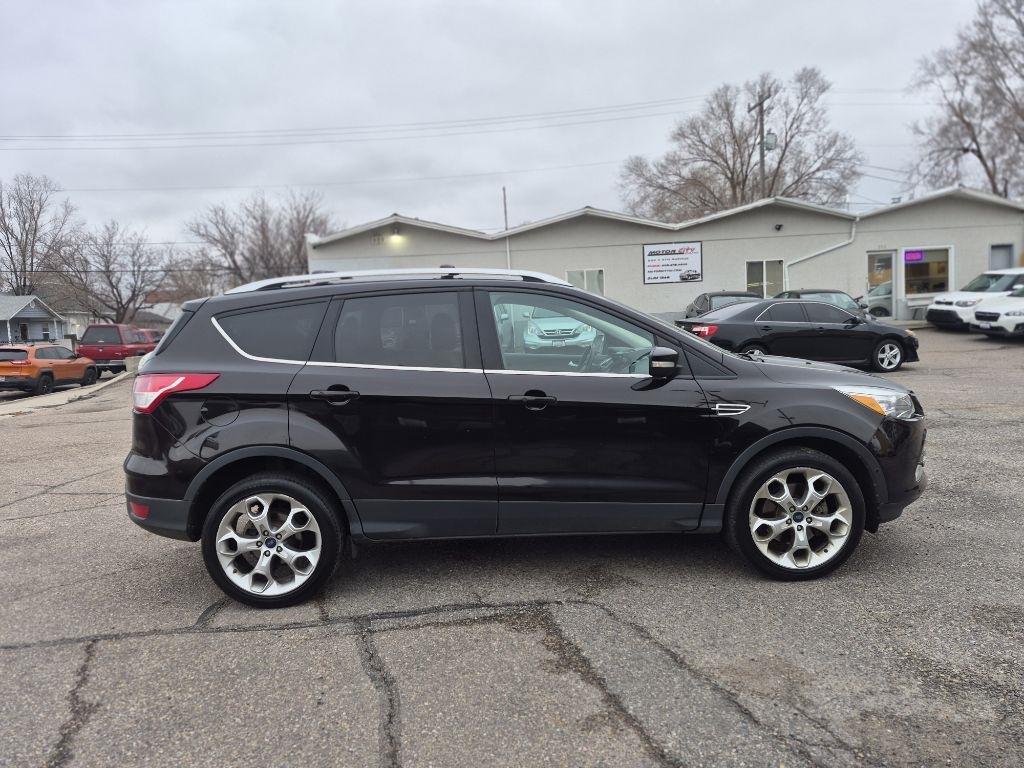 Ford Escape Titanium 4WD 2013