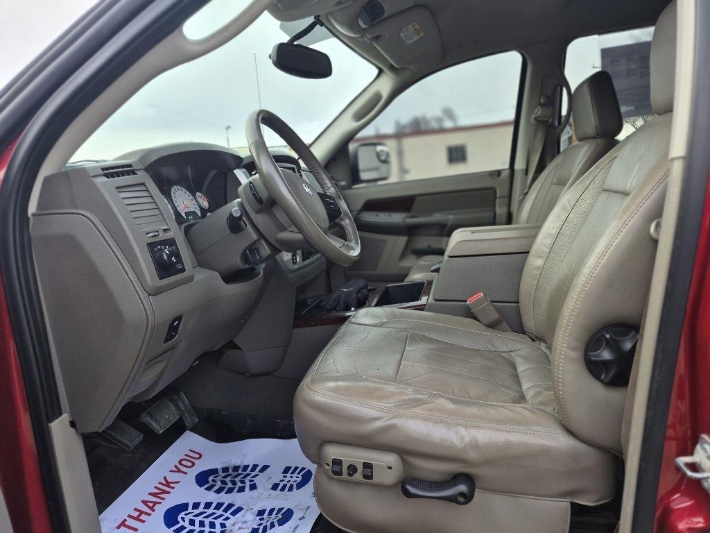 Dodge Ram 1500 Laramie Mega Cab 4WD 2008