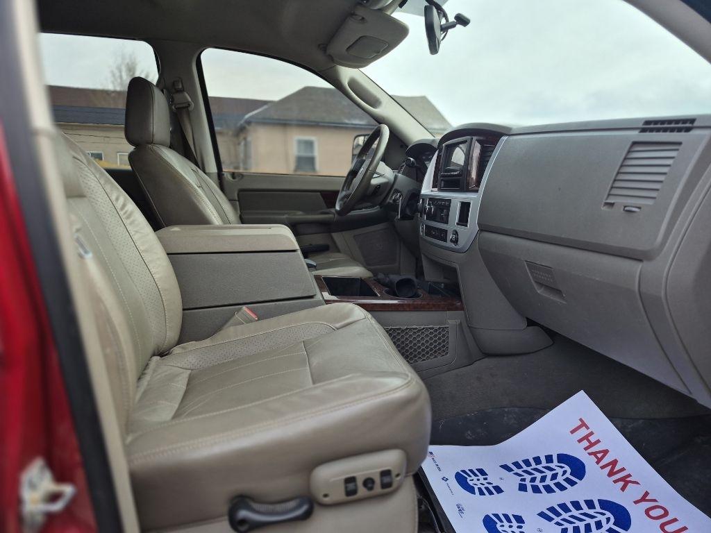 Dodge Ram 1500 Laramie Mega Cab 4WD 2008