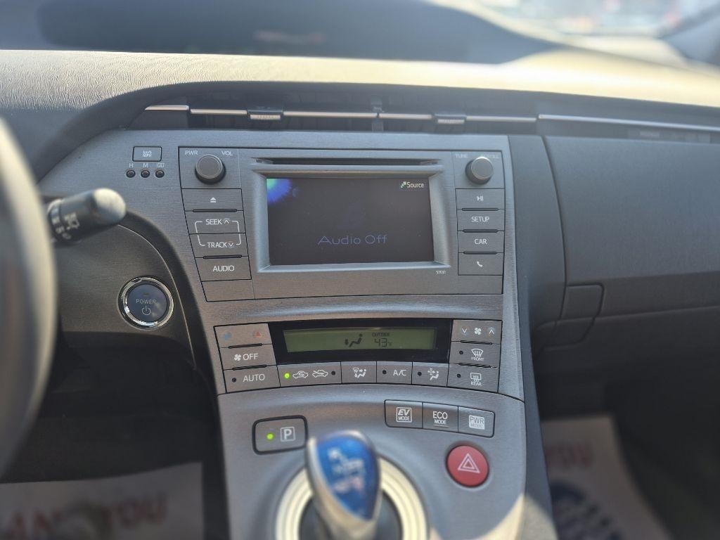 Toyota Prius Four 2015