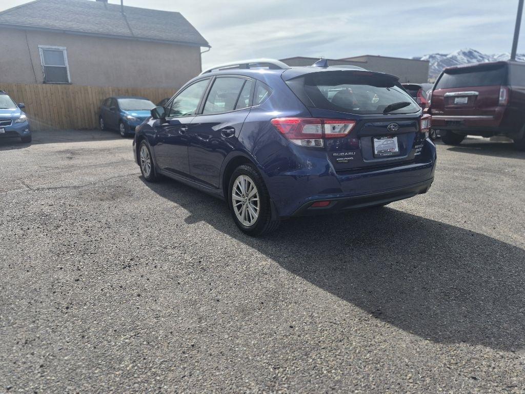 Subaru Impreza 2.0i Premium CVT 5-Door 2017