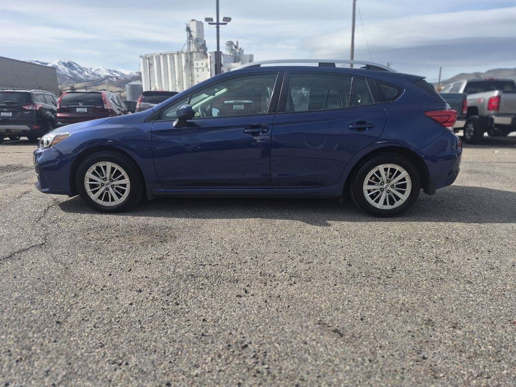 Subaru Impreza 2.0i Premium CVT 5-Door 2017