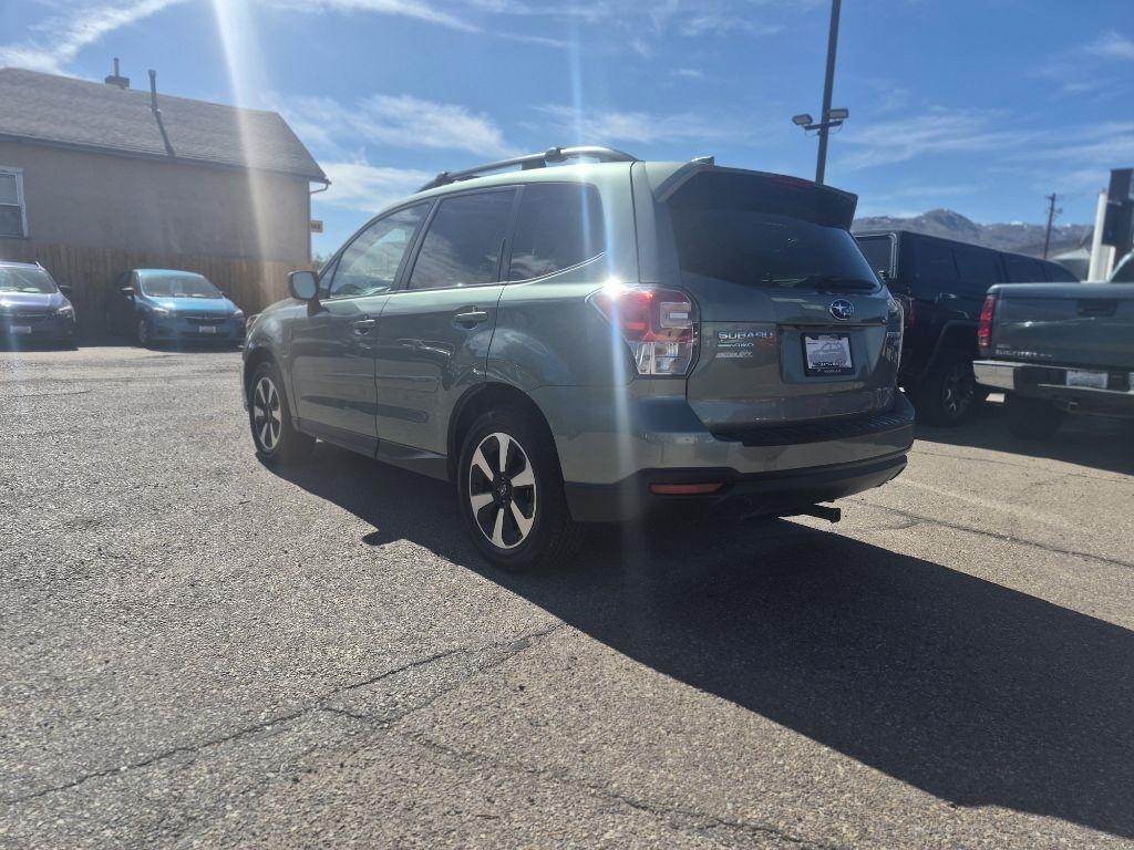 Subaru Forester 2.5i Premium PZEV CVT 2017