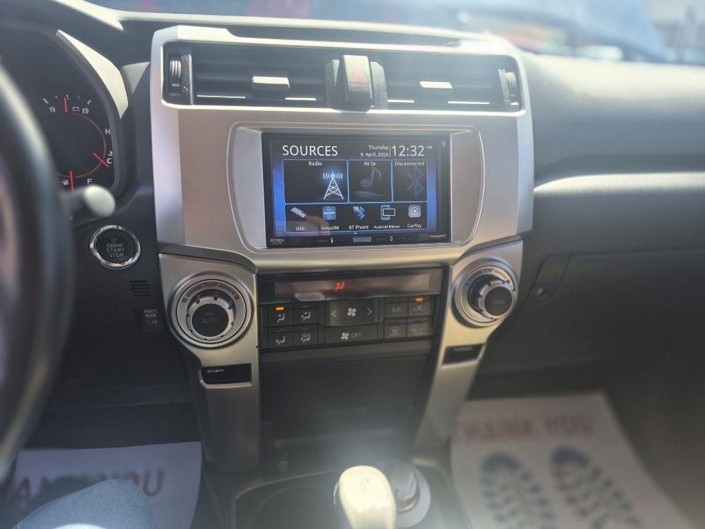 Toyota 4Runner SR5 4WD 2012