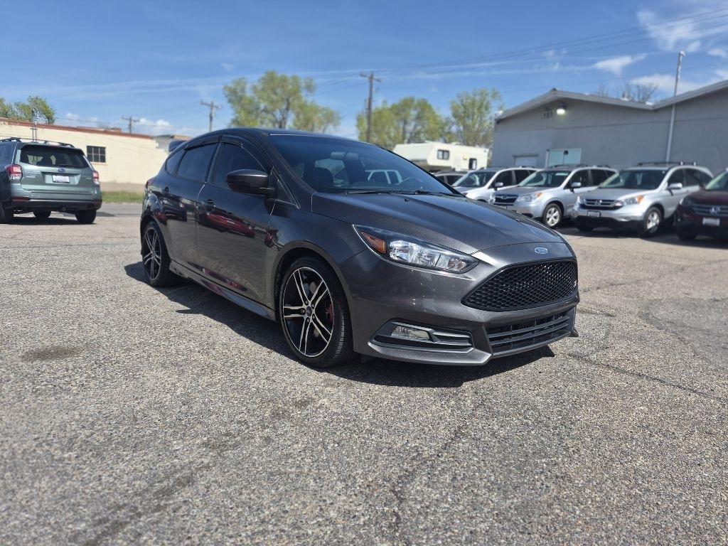 Ford Focus ST Hatch 2016