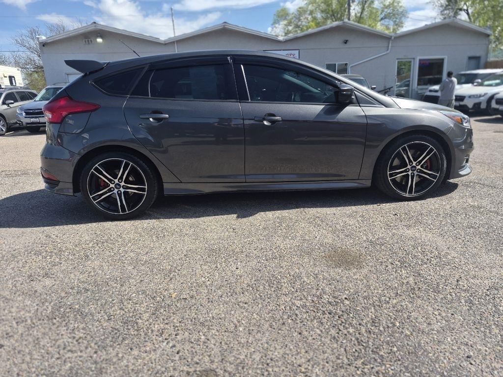 Ford Focus ST Hatch 2016