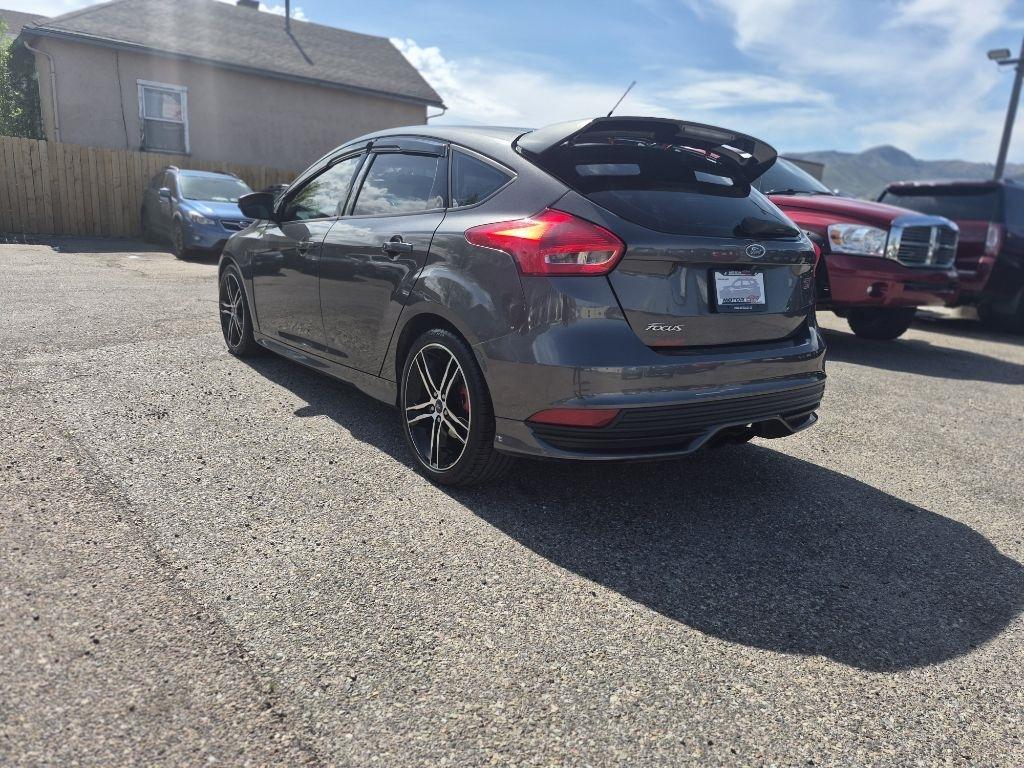 Ford Focus ST Hatch 2016