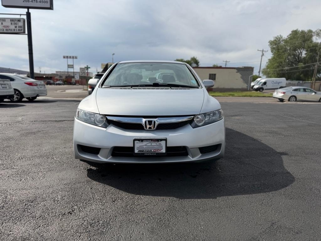 Honda Civic LX Sedan 5-Speed AT 2009