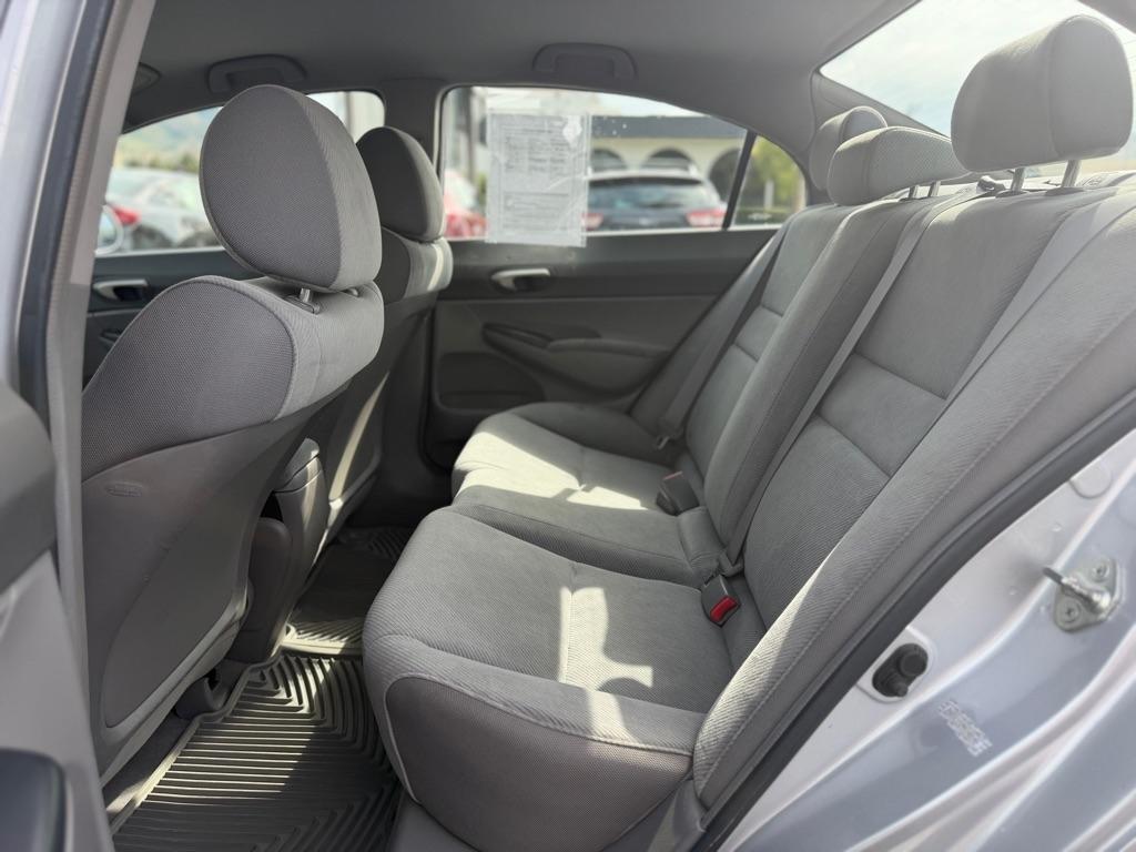 Honda Civic LX Sedan 5-Speed AT 2009