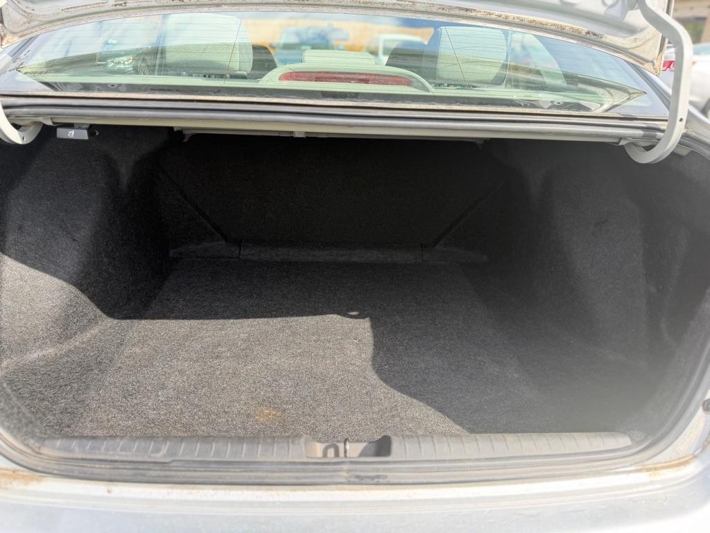 Honda Civic LX Sedan 5-Speed AT 2009