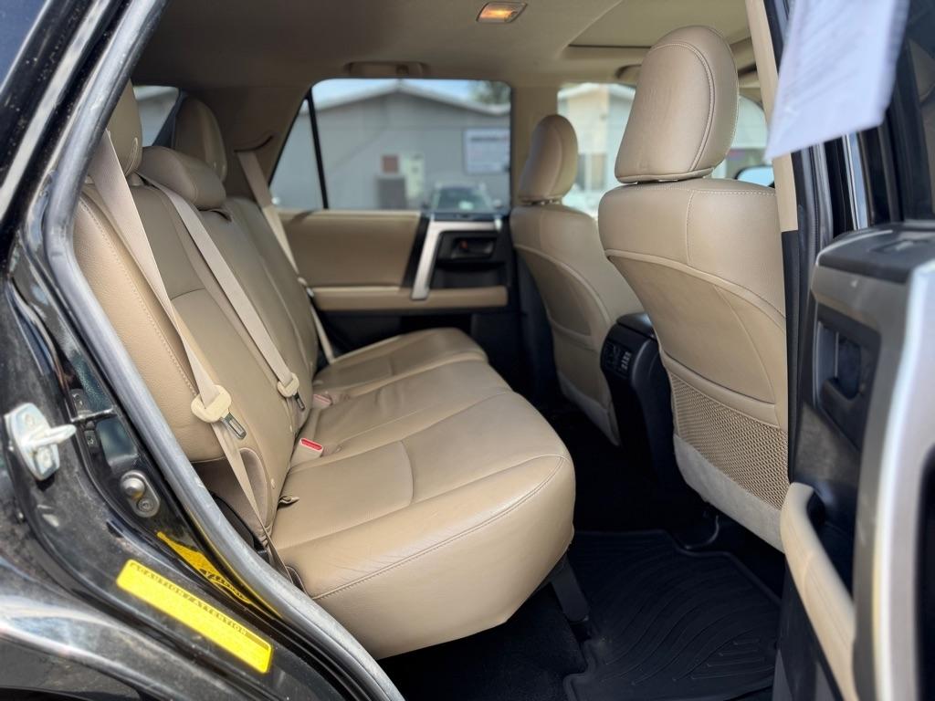 Toyota 4Runner SR5 4WD 2012