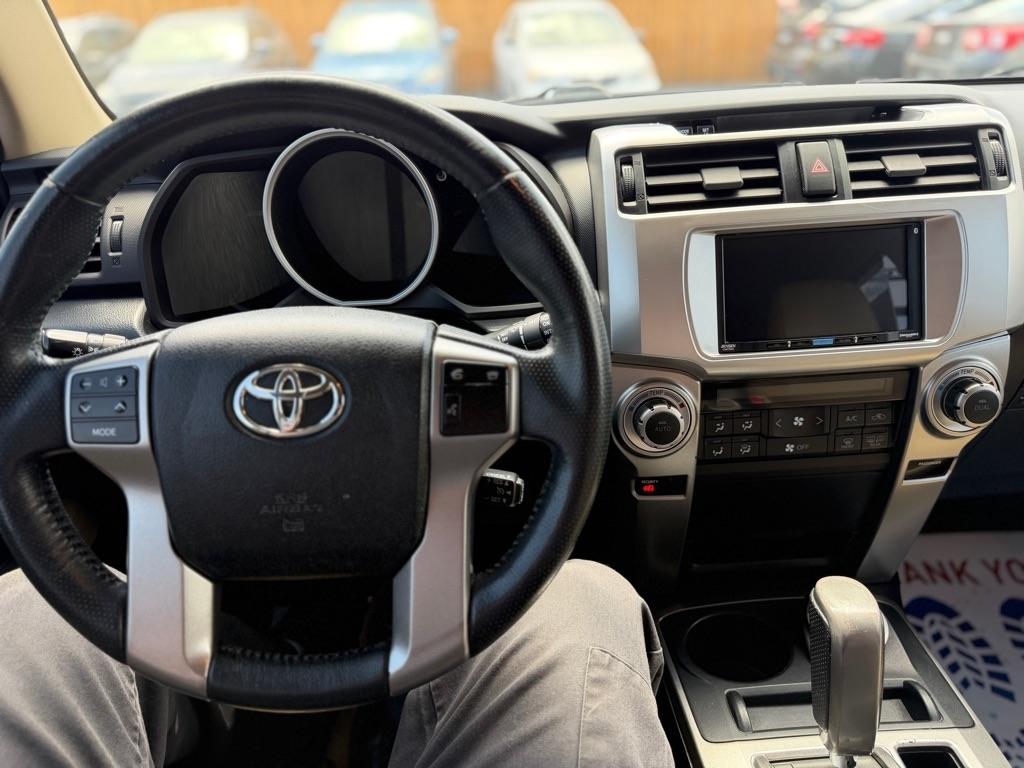 Toyota 4Runner SR5 4WD 2012
