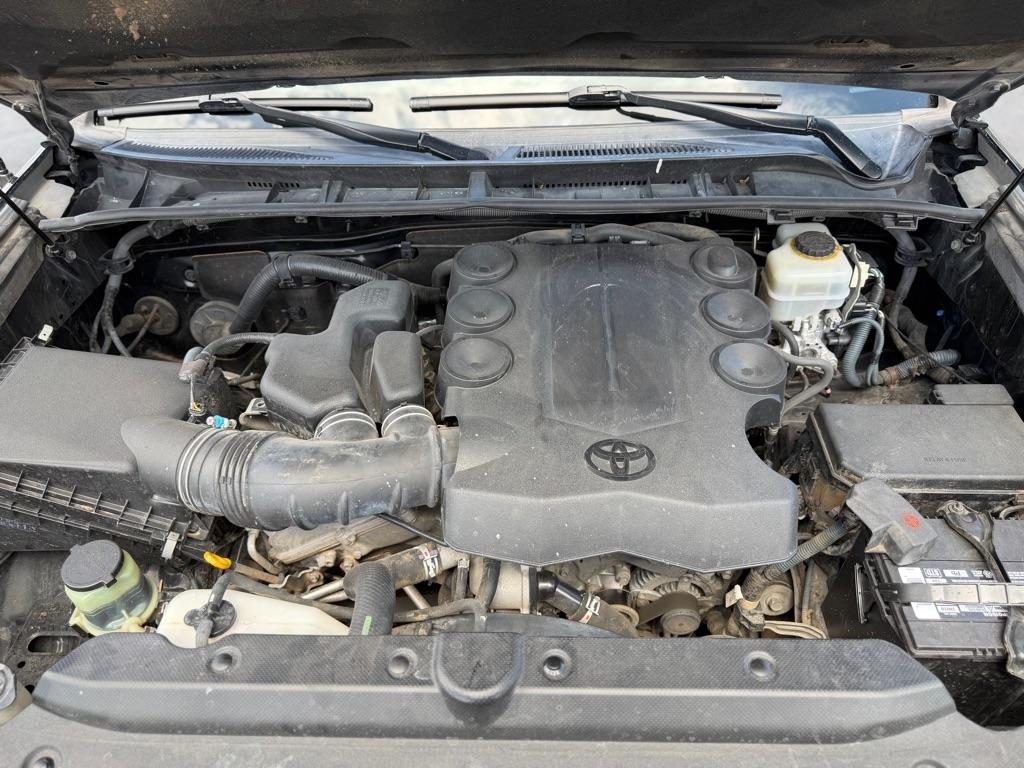 Toyota 4Runner SR5 4WD 2012
