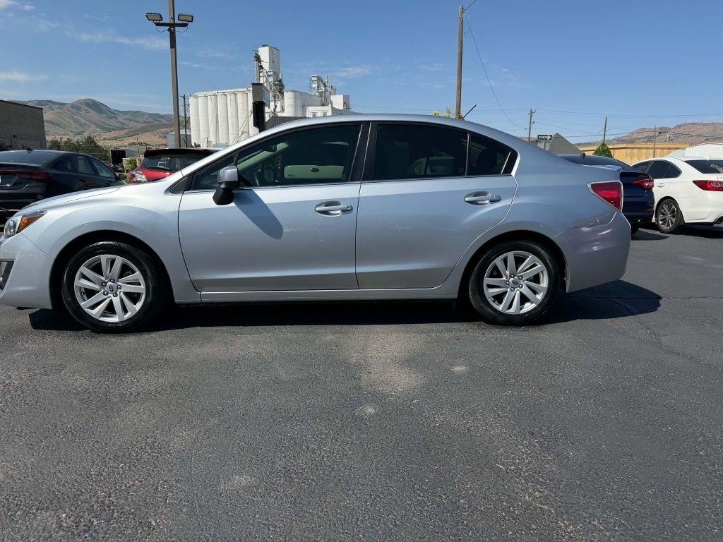 Subaru Impreza 2.0i Premium PZEV 4-Door 2015