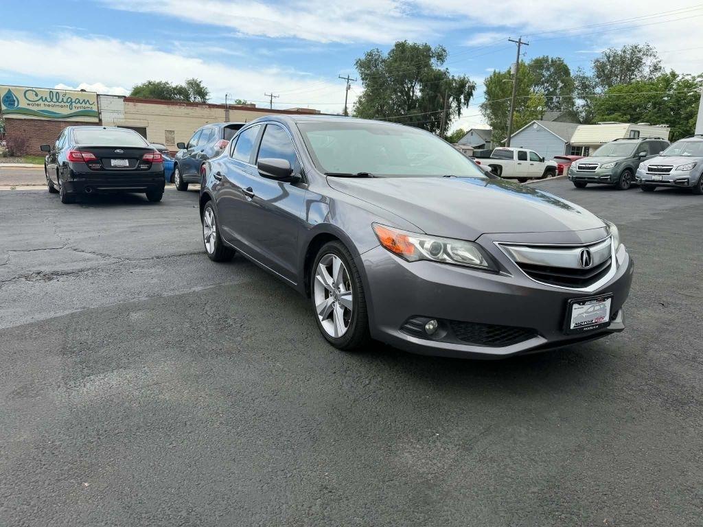 Acura ILX 5-Spd AT w/ Technology Package 2015