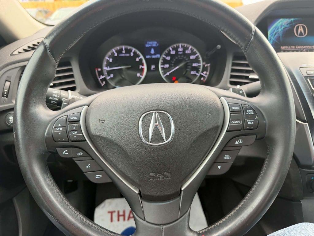 Acura ILX 5-Spd AT w/ Technology Package 2015