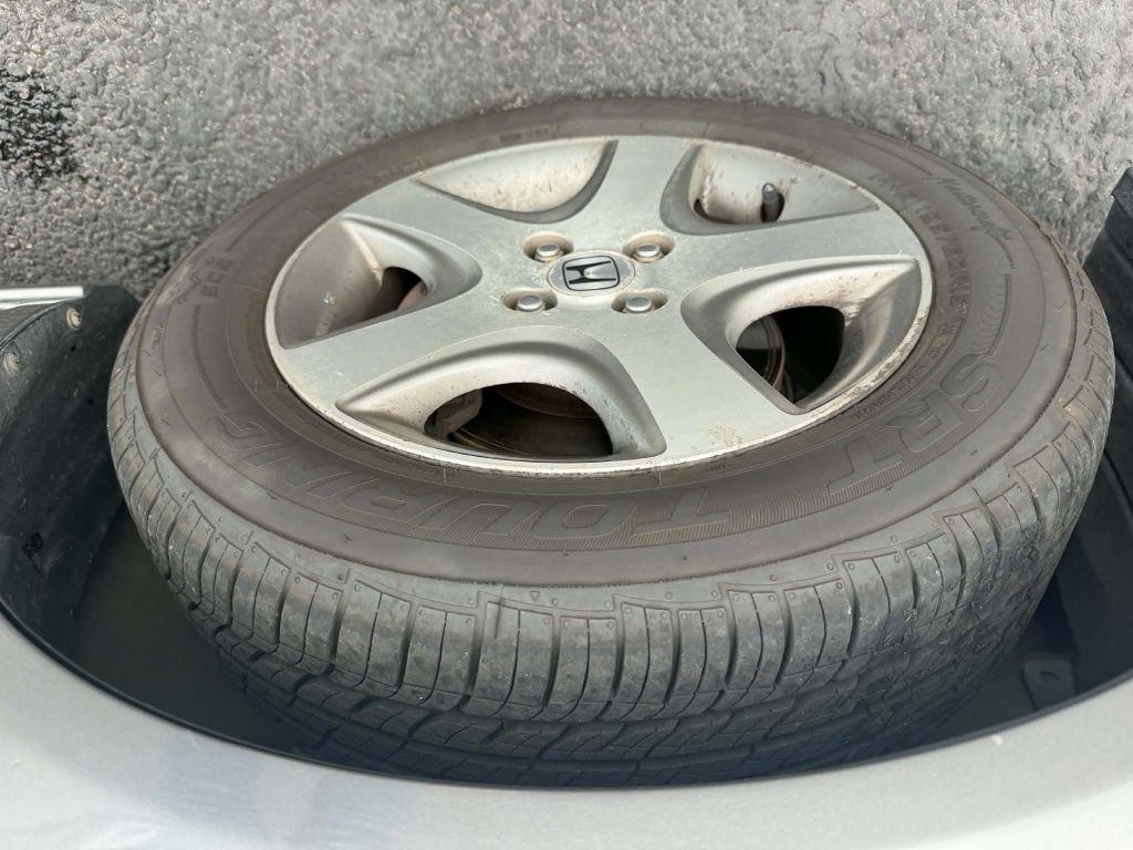 Honda Civic EX Sedan AT with Front Side Airbags 2004