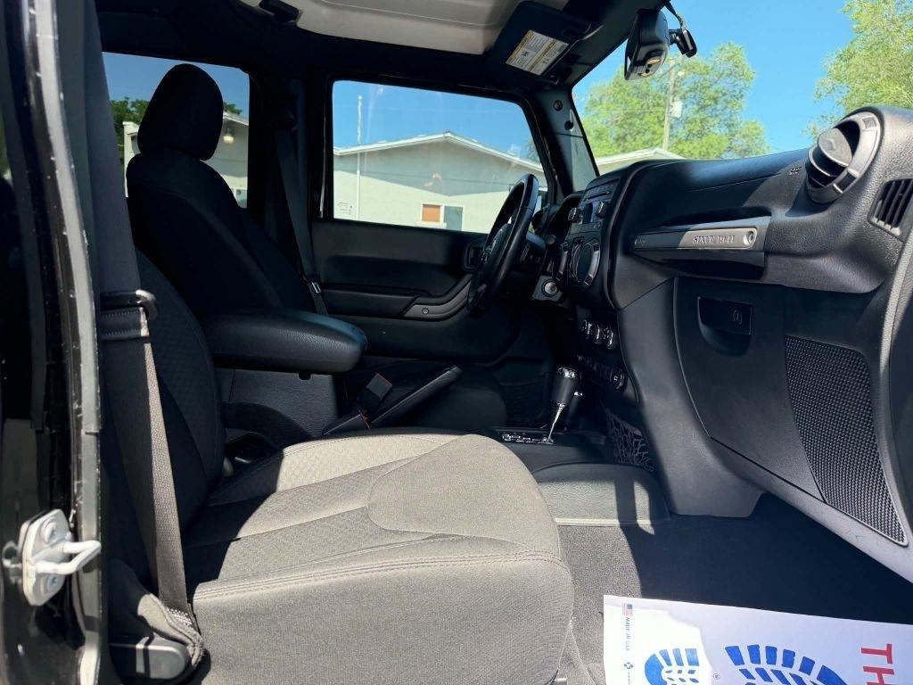 Jeep Wrangler JK Unlimited Sport 4WD 2018