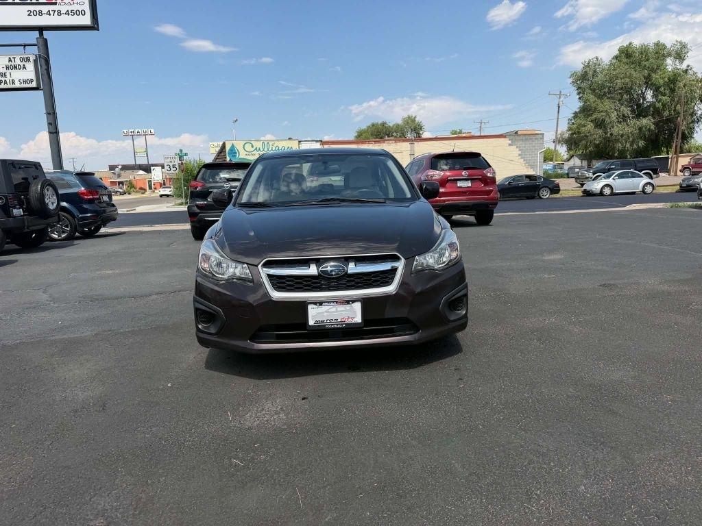 Subaru Impreza Premium 4-Door 2012