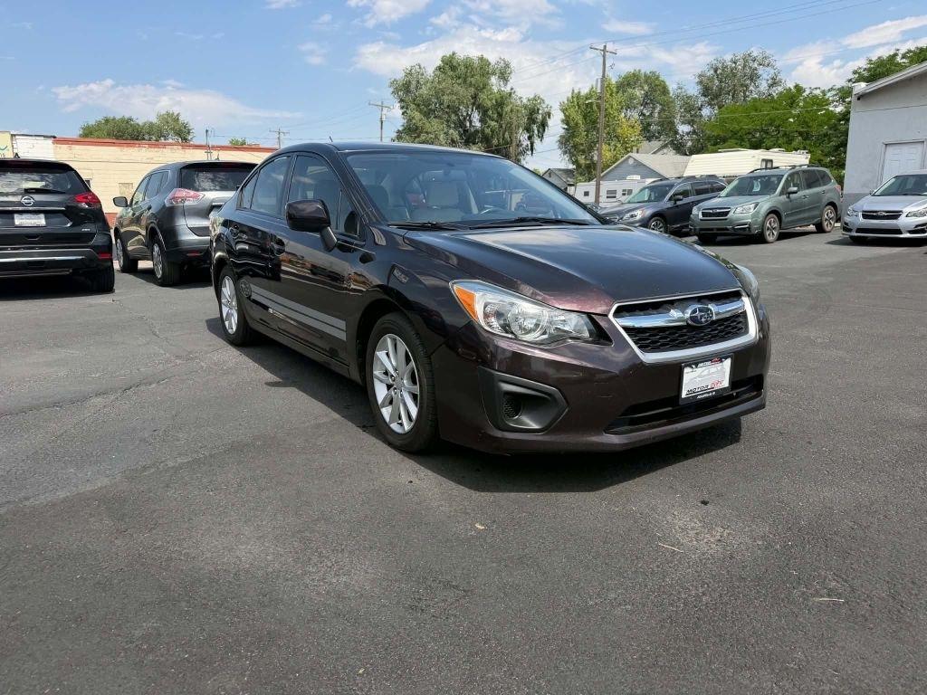 Subaru Impreza Premium 4-Door 2012