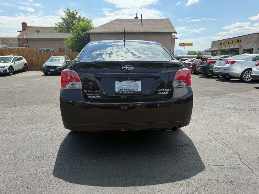 Subaru Impreza Premium 4-Door 2012