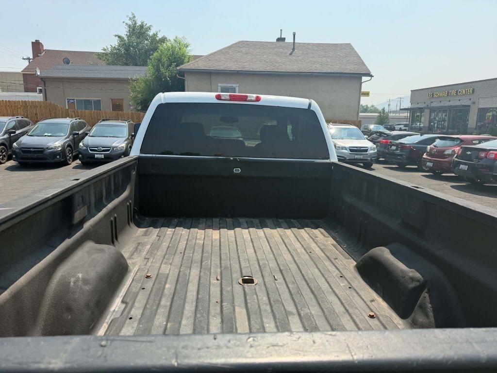 Chevrolet Silverado 3500HD LT Crew Cab 4WD 2011