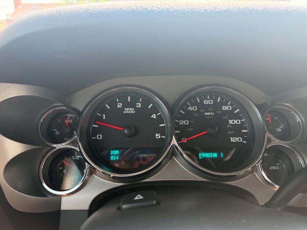 Chevrolet Silverado 3500HD LT Crew Cab 4WD 2011