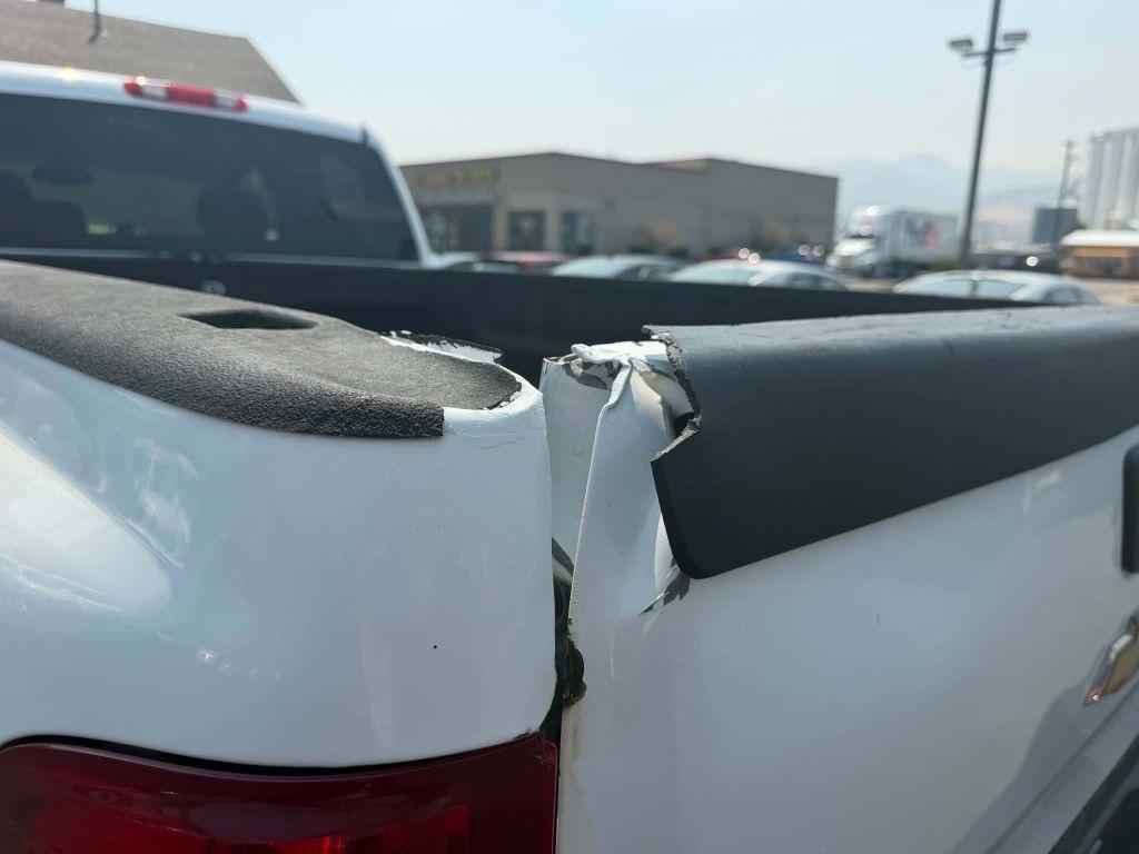 Chevrolet Silverado 3500HD LT Crew Cab 4WD 2011
