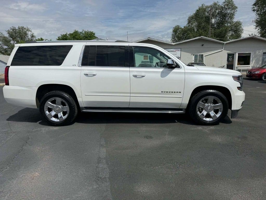 Chevrolet Suburban LTZ 4WD 2016