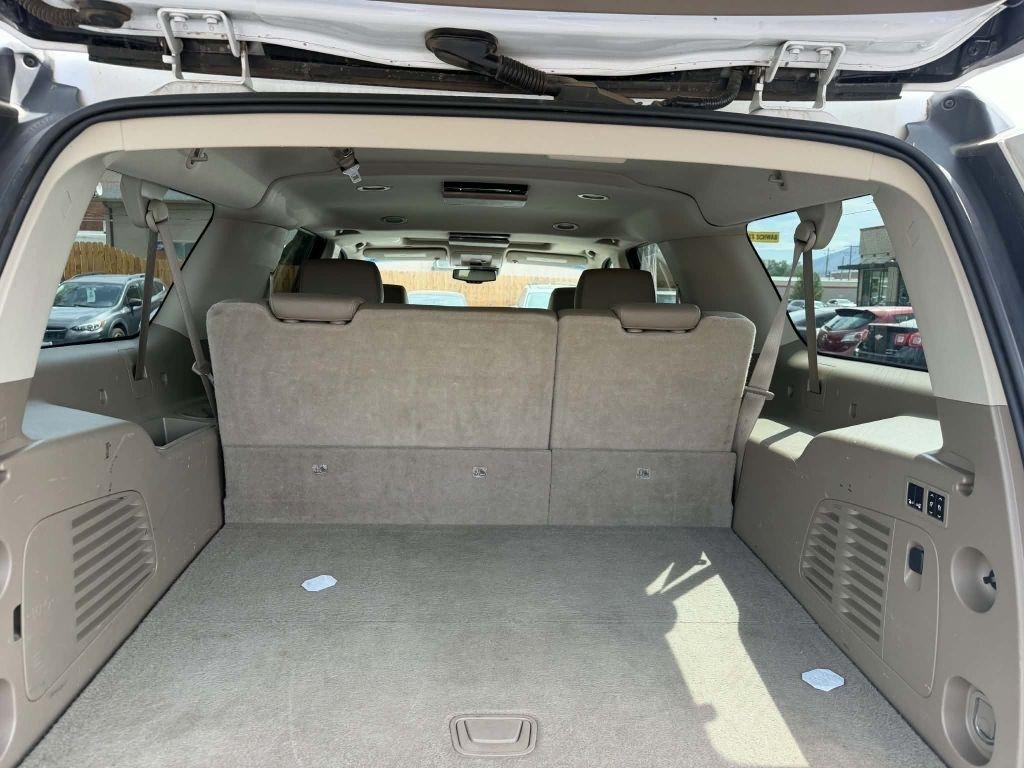 Chevrolet Suburban LTZ 4WD 2016