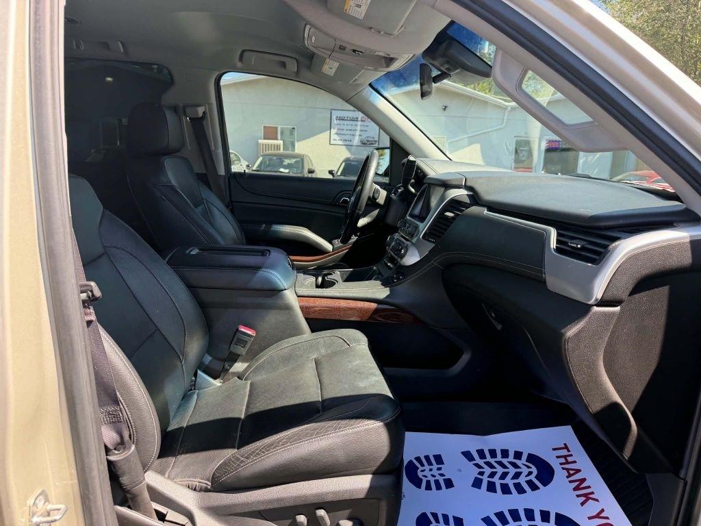 GMC Yukon XL SLT 4WD 2017