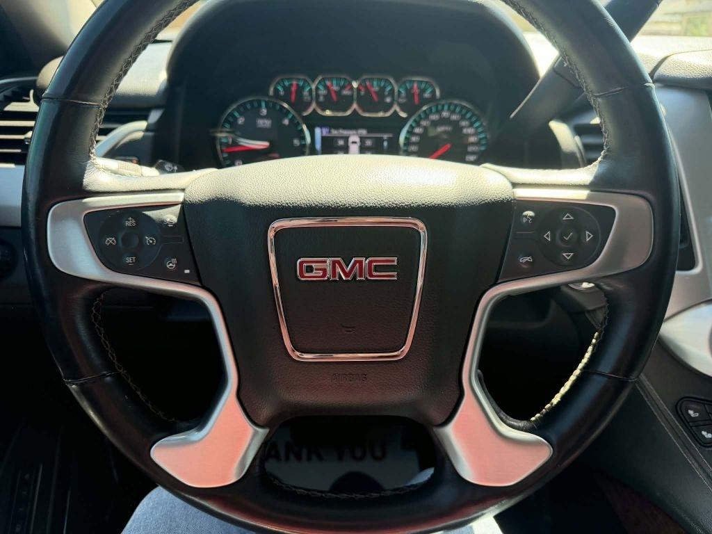 GMC Yukon XL SLT 4WD 2017