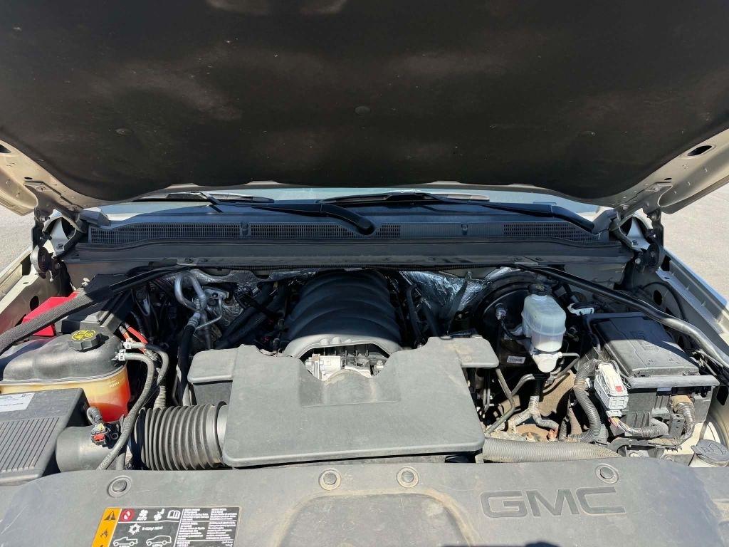 GMC Yukon XL SLT 4WD 2017