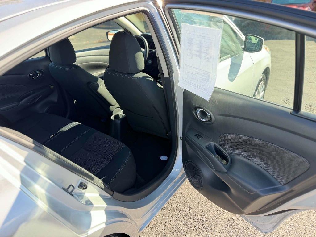 Nissan Versa 1.6 S 5M 2017