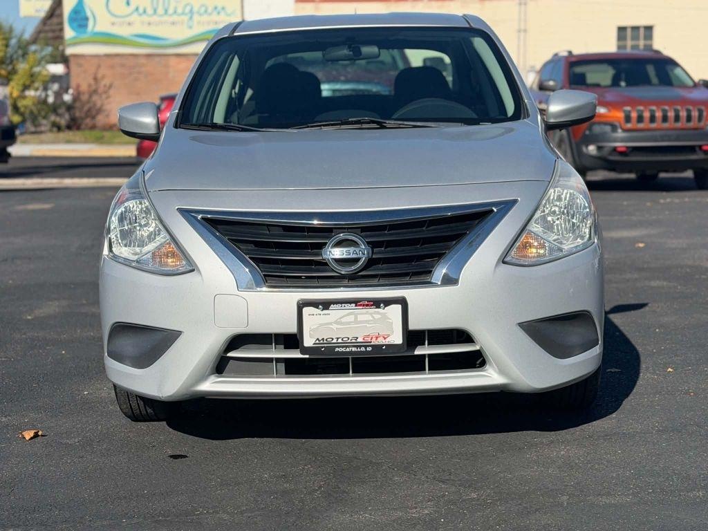 Nissan Versa 1.6 S 5M 2017
