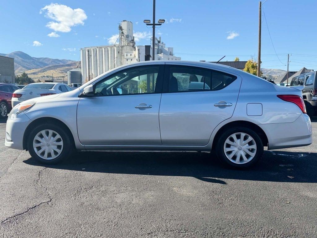 Nissan Versa 1.6 S 5M 2017