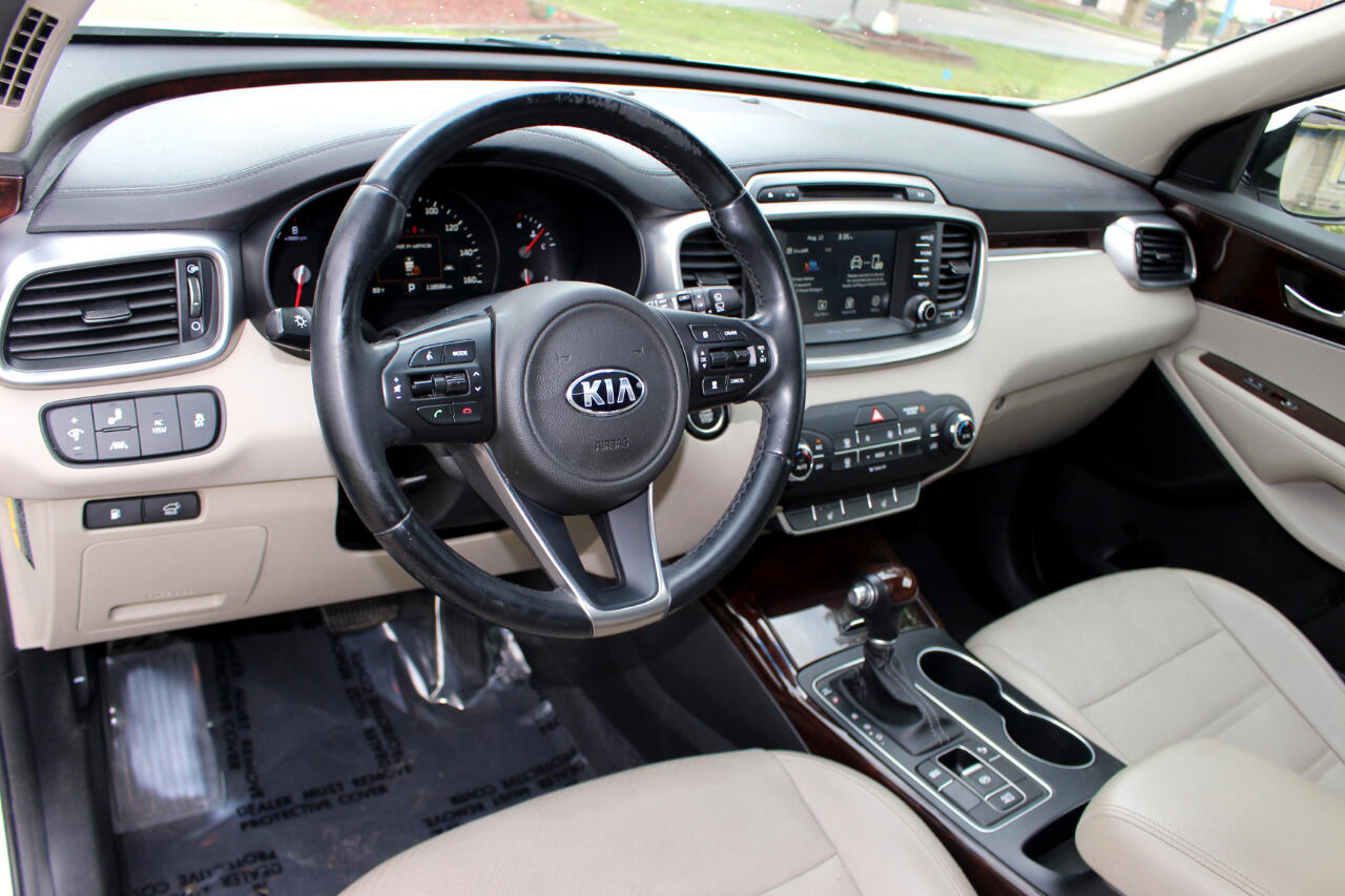 2017 Kia Sorento EX V6 photo 13