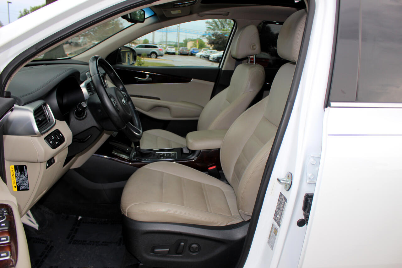 2017 Kia Sorento EX V6 photo 14