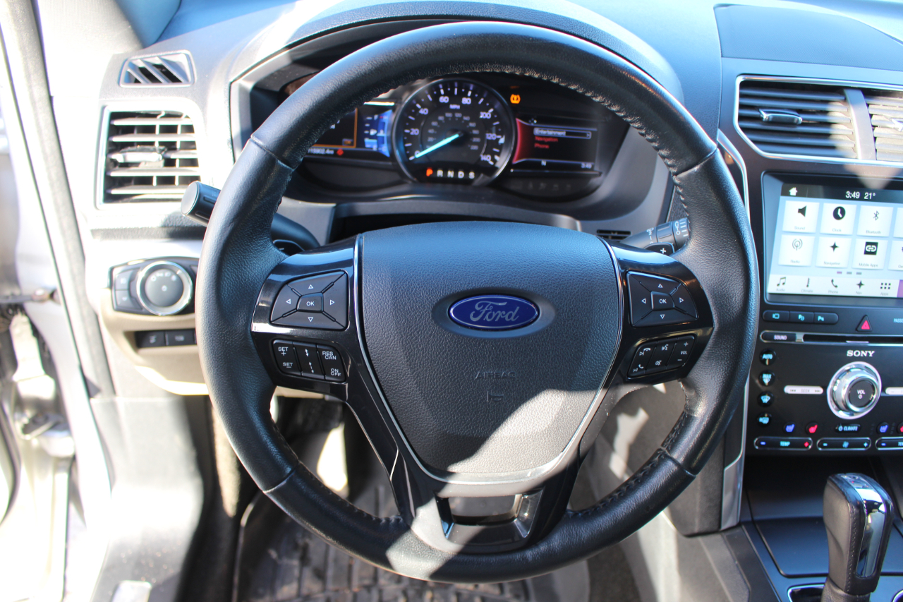 Ford Explorer Limited FWD 2017