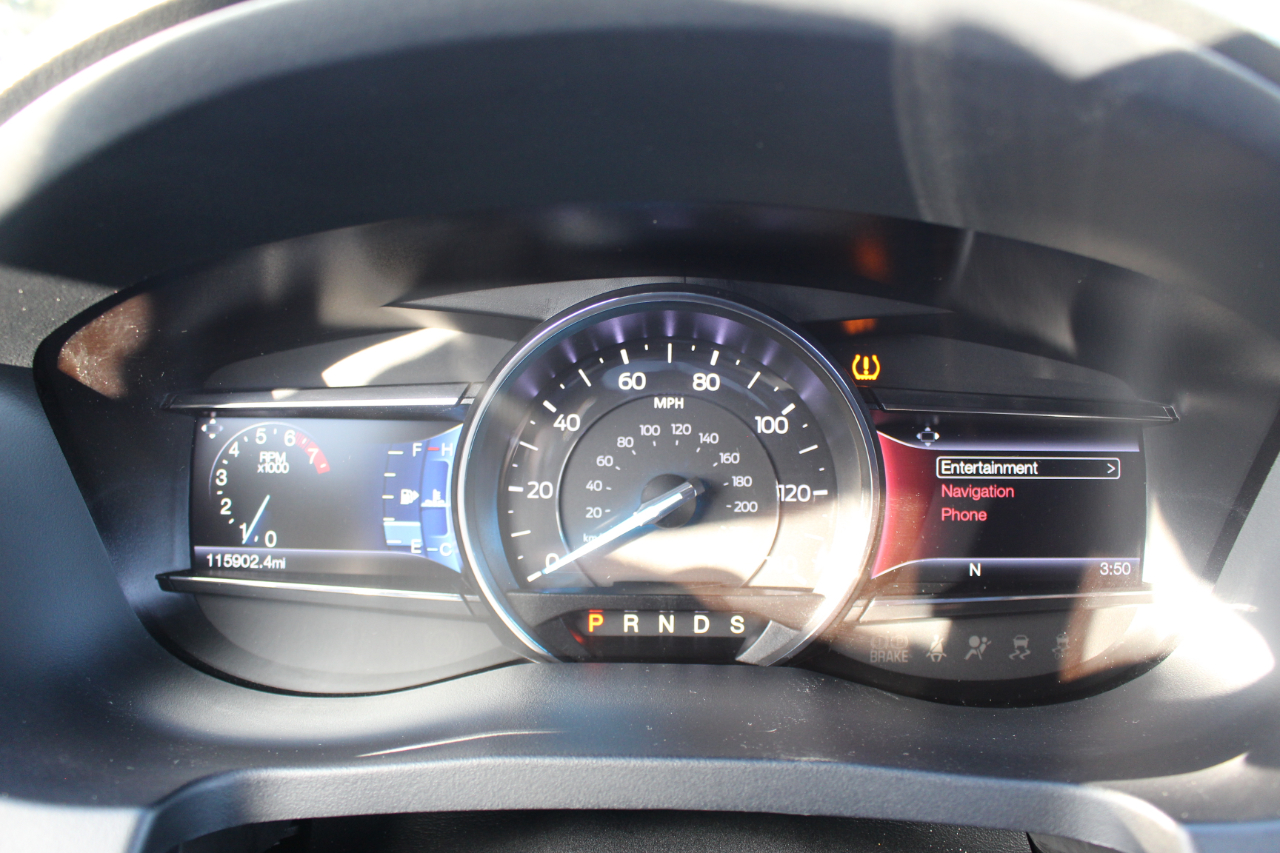 Ford Explorer Limited FWD 2017