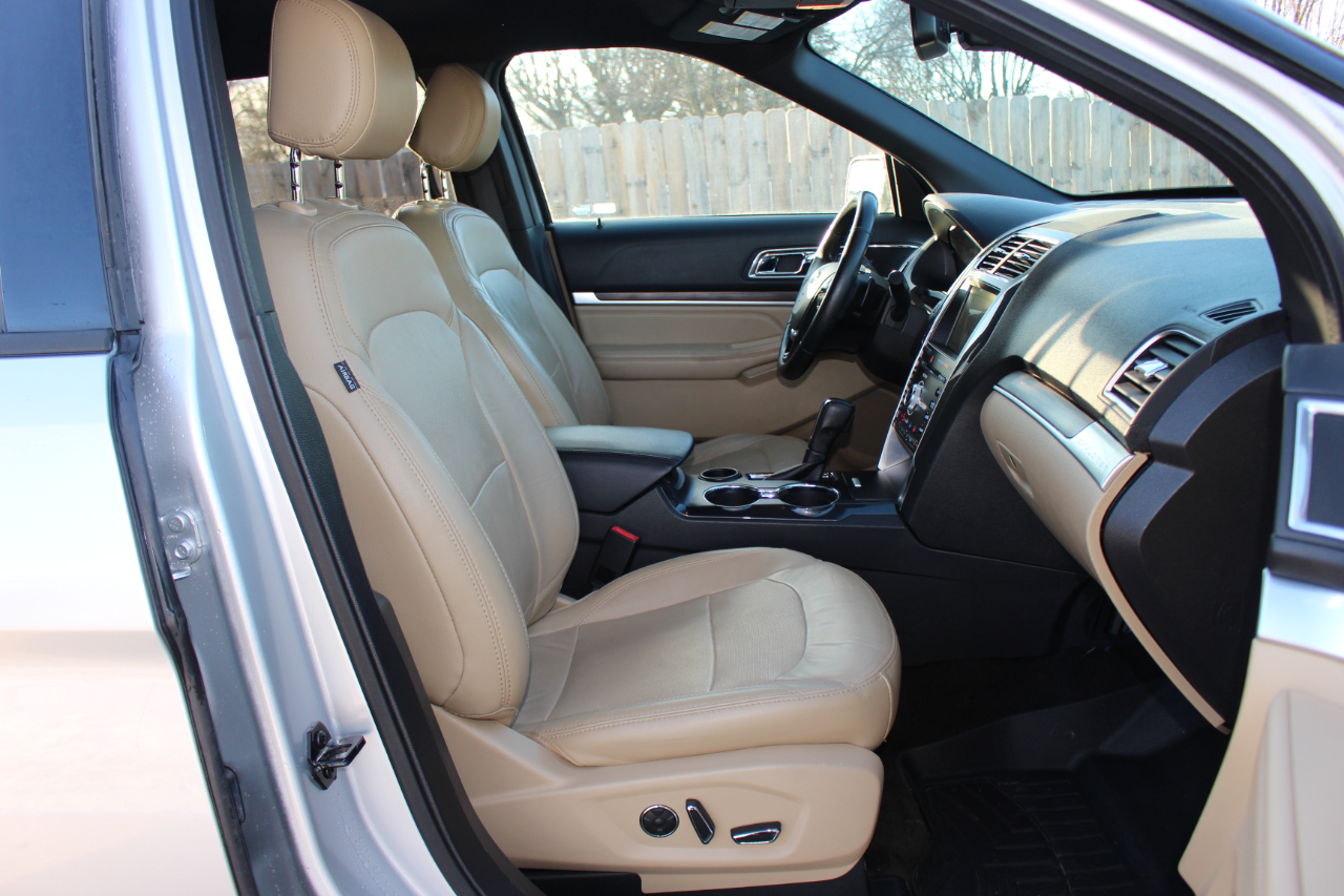 Ford Explorer Limited FWD 2017