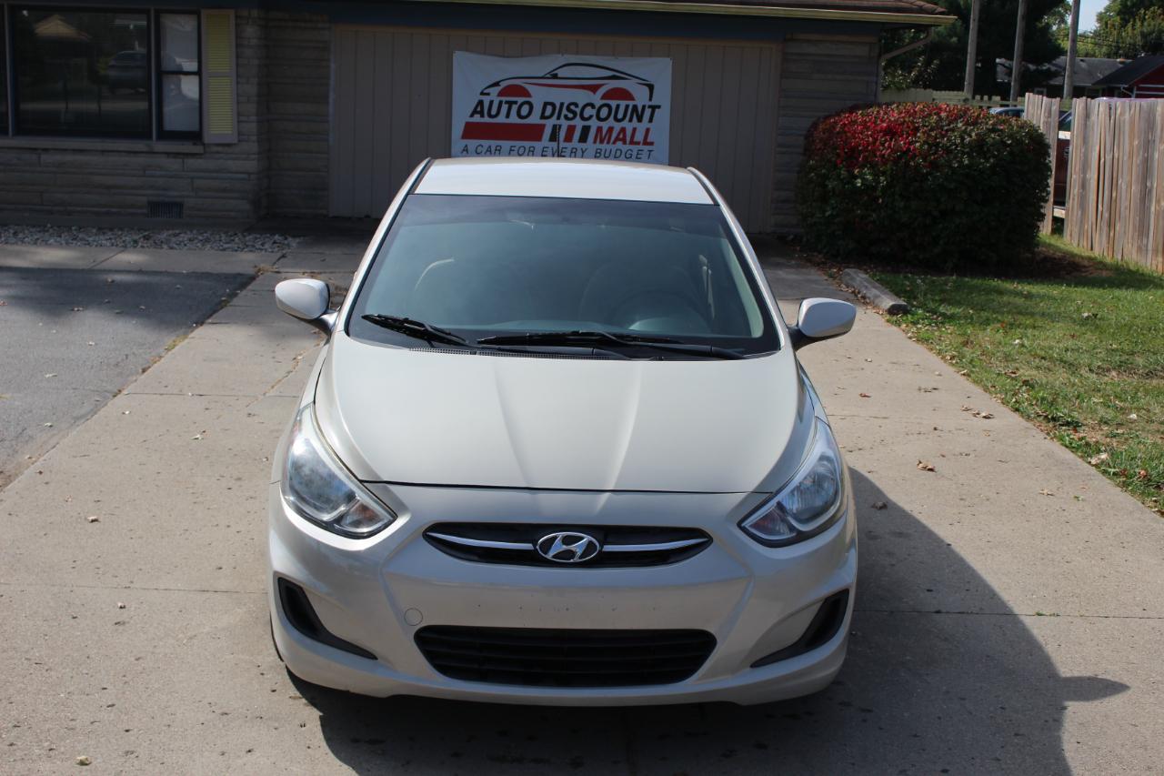 Hyundai Accent SE 2016